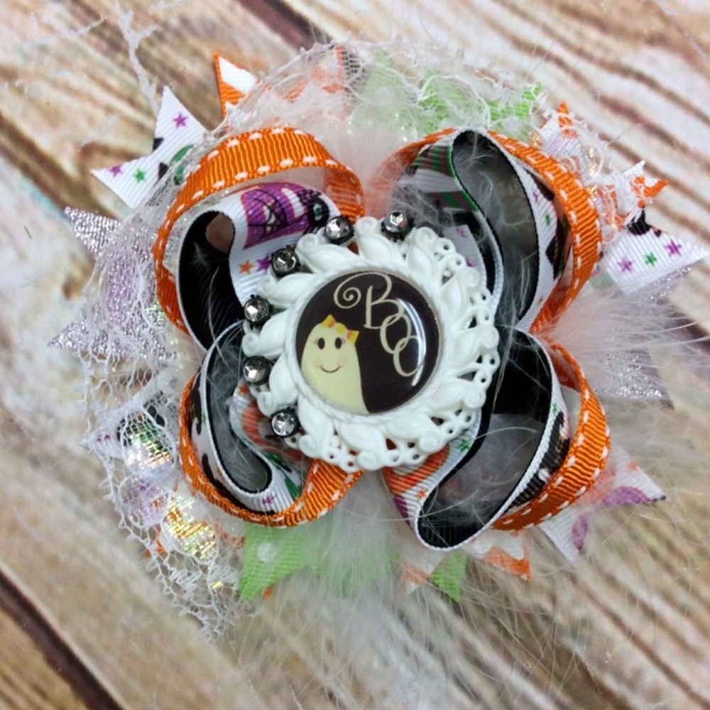 NEW HANDMADE Over the Top Boo Halloween Hair Bow